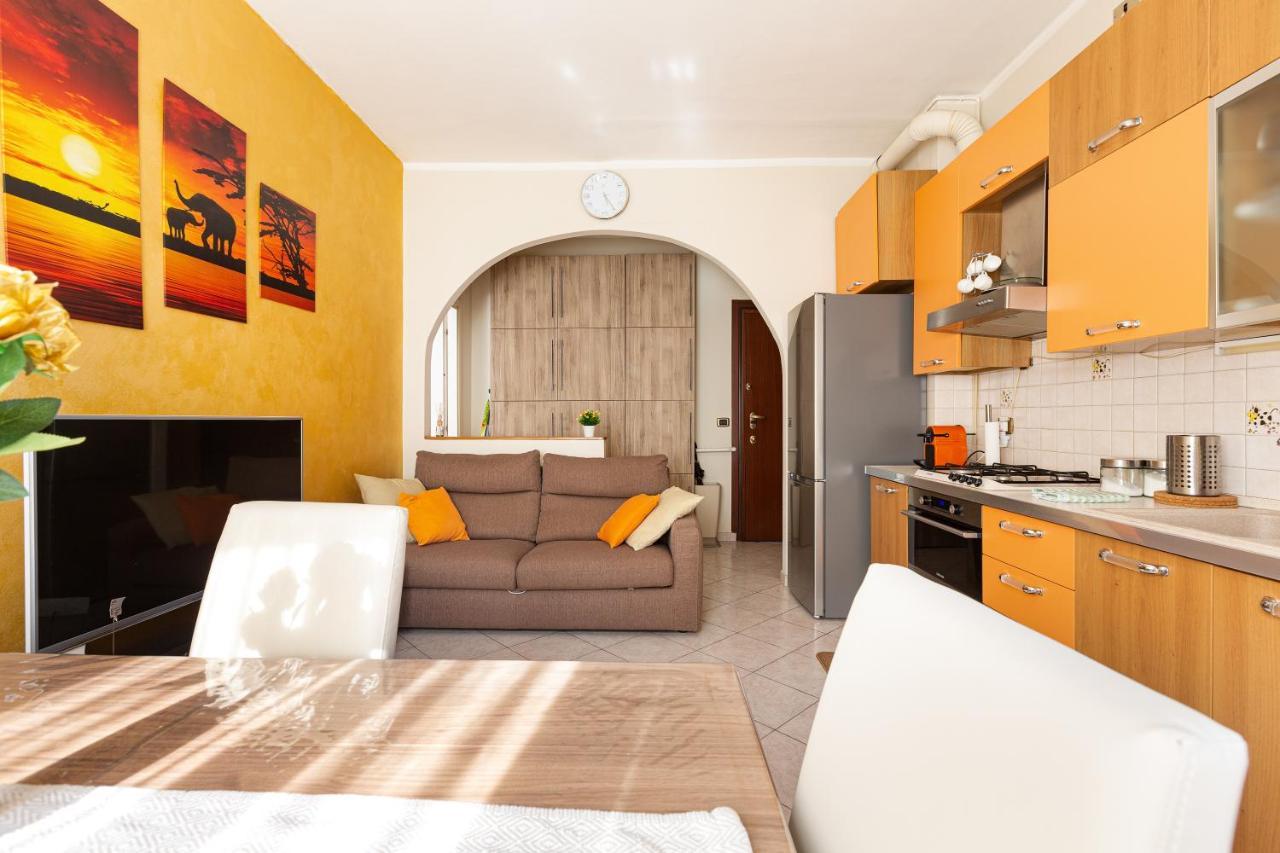 Udine M2 Balcony Apt Apartment Милано Екстериор снимка